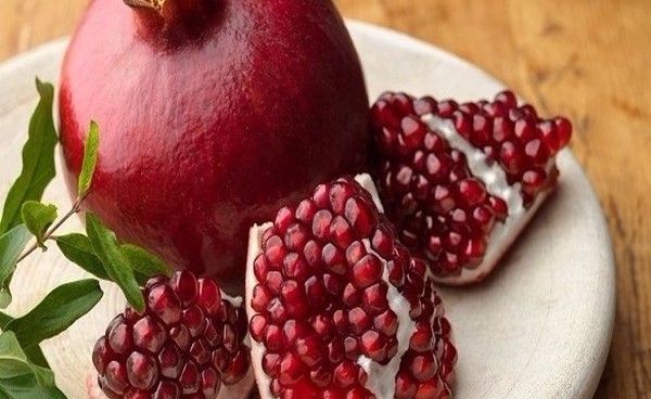 لا ترم بذور الرمان.. تقوي جهاز المناعة وتمنح بشرة رائعة