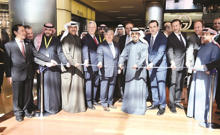 معرض الكويت للسيارات أوتو موتو 17 ينطلق في مول 360