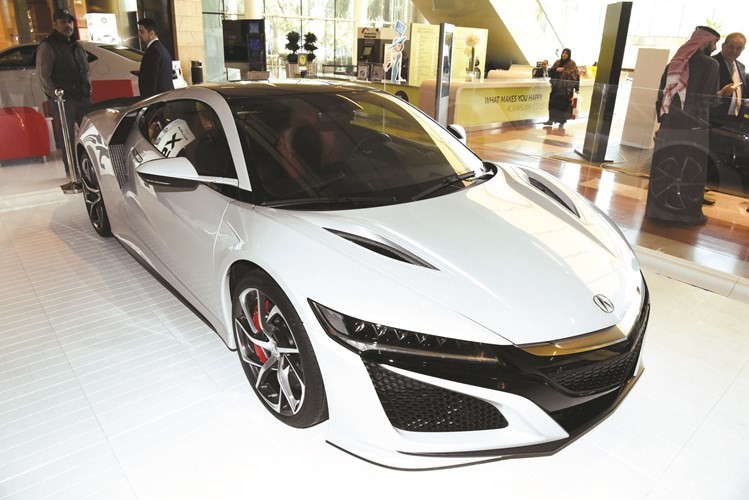 NSX في جناح Acura الملا﻿
