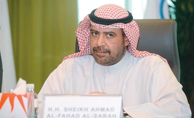 بالفيديو.. الشيخ أحمد الفهد يطمئن الجميع على صحة شقيقه الشيخ طلال الفهد