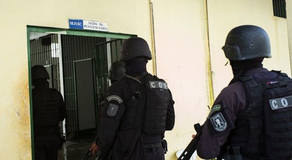 مقتل عشرة أشخاص في تمرد جديد بسجن برازيلي