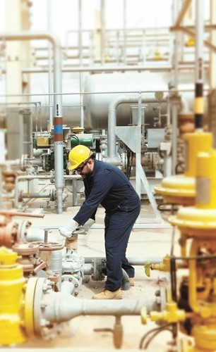 النفط يدخل العام الجديد بطلب اعداد كبيرة من الموظفين اصحاب الخبرات الطويلة ﻿