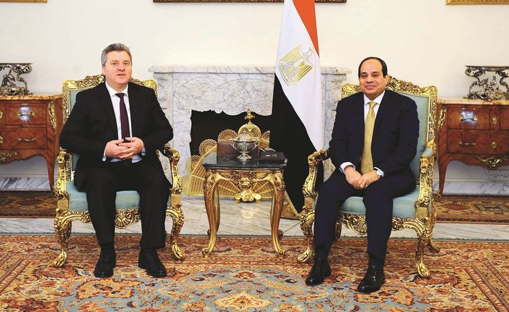 الرئيس المصري عبدالفتاح السيسي مستقبلا الرئيس المقدوني جورجي إيفانوف بقصر الاتحادية ﻿