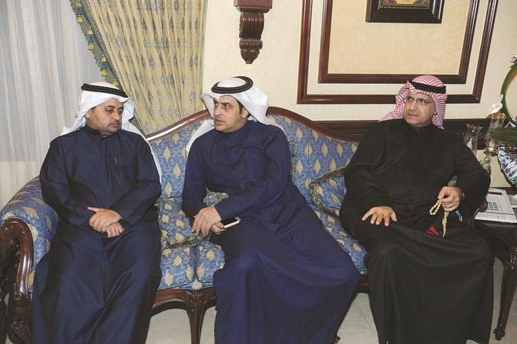 حوار جانبي في ديوان المطير﻿