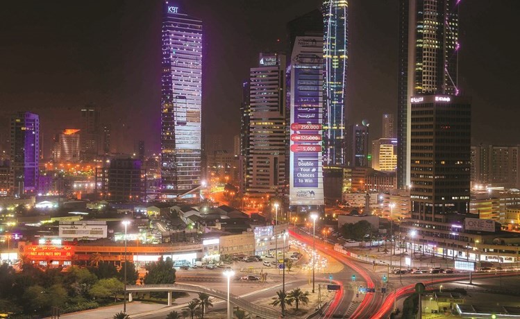 الكويت تتمتع بوضع مالي جيد ومناسب للتخفيف من التأثيرات الحادة التي تركتها أسعار النفط المنخفضة	 (شانافاس قاسم)﻿