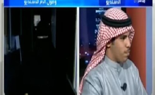 لقطة مؤثرة للحظة لقاء سعودي أبكم يتيم بأمه المصرية الحاضنة بعد فراق سنوات