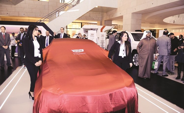 الكشف عن إحدى السيارات﻿