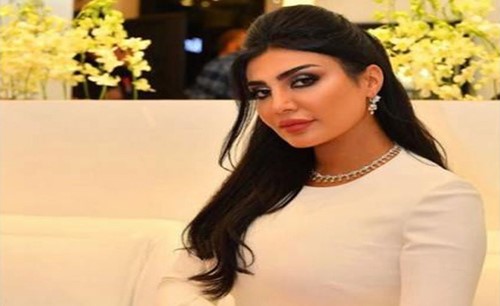 صورة: أمل العوضي من دون ماكياج.. بعض العلامات أثارت حيرة جمهورها!