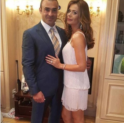 بالصور..فنان لبناني يطلق زوجته النجمة المصرية... اليكم التفاصيل!