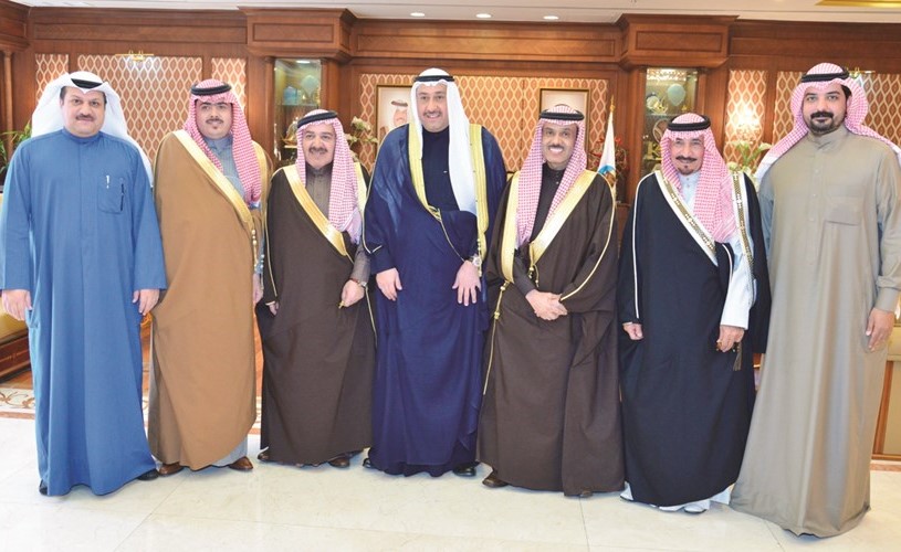 الحمود استقبل شيوخ ووجهاء قبيلة «عنزة»