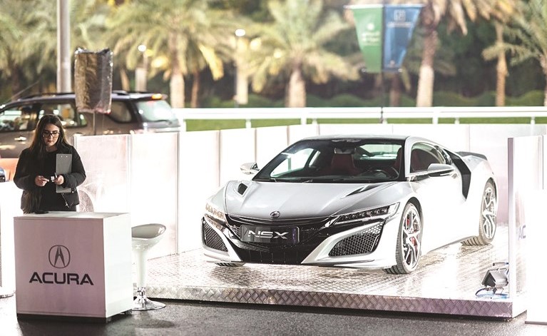 ACURA NSX على منصة العرض﻿