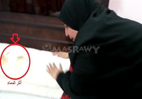 خانت عريسها في شهر العسل.. وقتلته بعد 85 يوما من الفرح بـ "المبيد الحشري" .. إليكم القصة الصادمة
