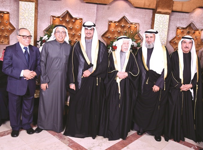 المستشار عبدالله العيسى يبارك ﻿