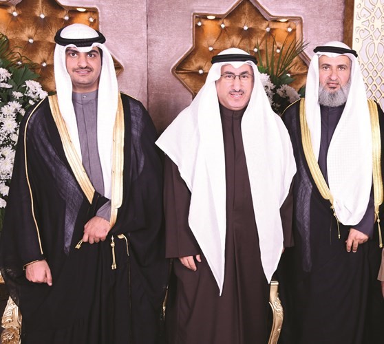 الوزير د.محمد الفارس يقدم التهاني ﻿