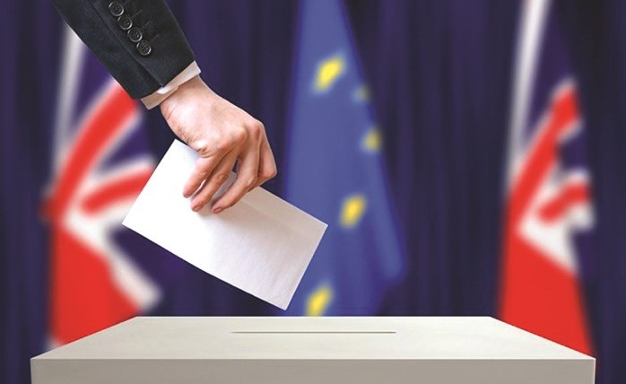 جانب من عملية تصويت الشعب البريطاني على الخروج من الأوروبي﻿