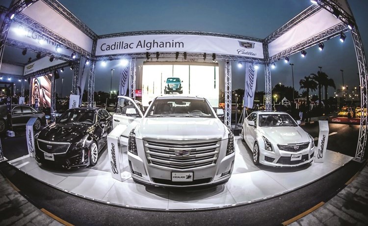 منصة عرض كاديلاك في المعرض﻿