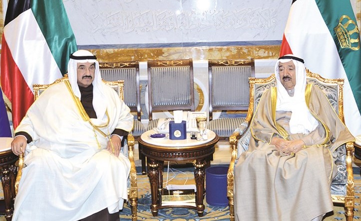 صاحب السمو الأمير الشيخ صباح الأحمد مستقبلا سمو الشيخ ناصر المحمد﻿