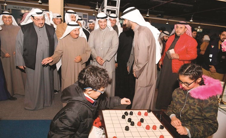 جولة داخل الجناح﻿