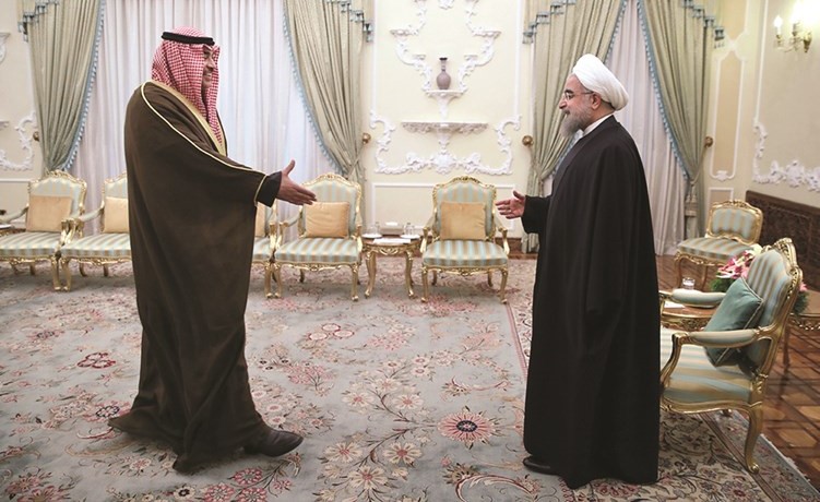 الرئيس د.حسن روحاني مستقبلا الشيخ صباح الخالد
