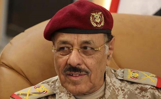 الفريق الأحمر: سنرفع العلم الوطني على جبال مران معقل الحوثيين