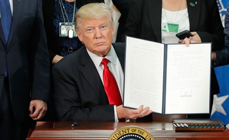 ما الدول العربية التي سيعلق ترامب التأشيرات لمواطنيها؟