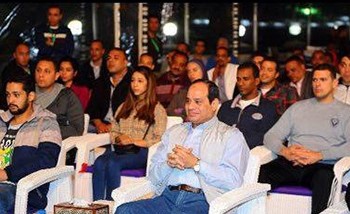 بالفيديو.. شاهد رد فعل السيسي لحظة إحراز هدف مصر في غانا