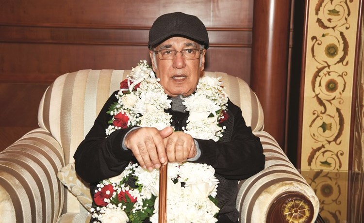 الشاعر الغنائي القدير عبداللطيف البناي﻿