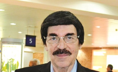 ياسر العظمة﻿