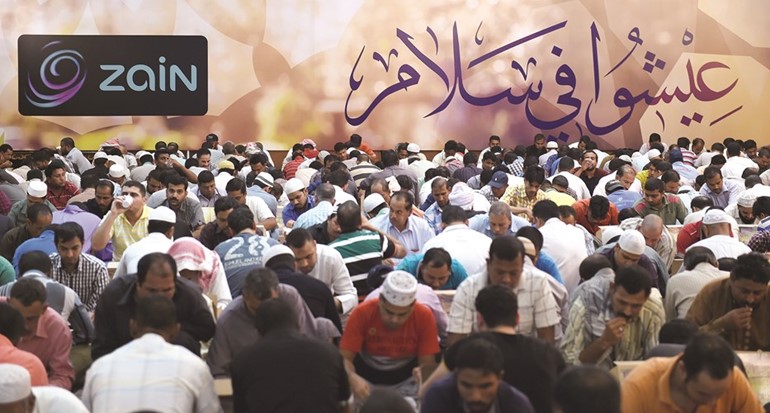 إحدى صالات زين لإفطار الصائم خلال شهر رمضان المبارك﻿