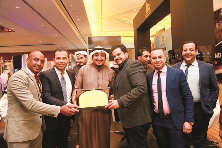 إسكان جلوبل كرمت الشركات المشاركة في المعرض﻿