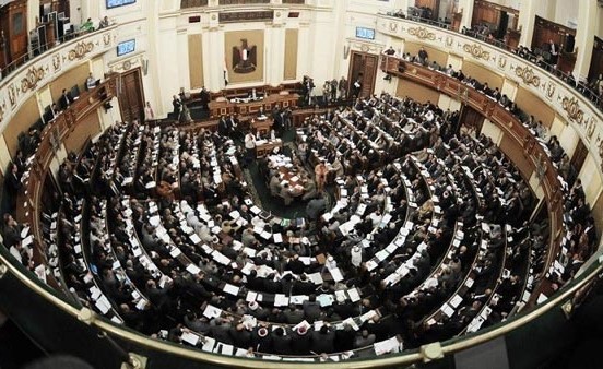 أزمة دستورية بين البرلمان والحكومة والسبب التعديل الحكومي