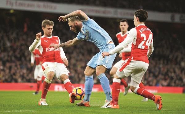 هل ينتقل الإسباني إلى ملعب الاتحاد؟﻿