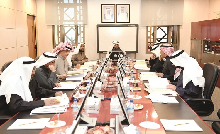 محمد الجبري مترئسا اجتماع مجلس إدارة بيت الزكاة﻿