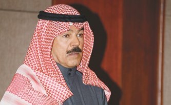 الشيخ محمد الخالد متحدثا خلال جولته بمستشفى جابر الاحمد للقوات المسلحة ﻿