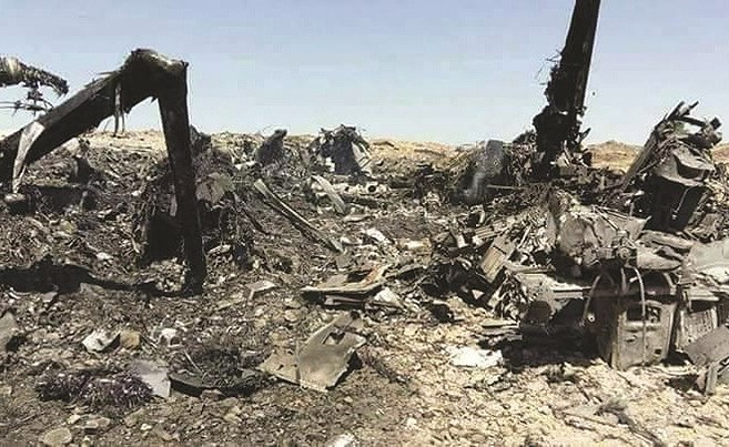 حطام الطائرة الأميركية التي أسقطت في محافظة البيضاء	(إياد أحمد)﻿