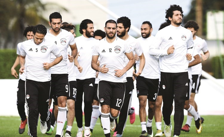 لاعبو مصر يمتلكون حظوظا وافرة لعبور بوركينا فاسو (أ.ف.ب) ﻿