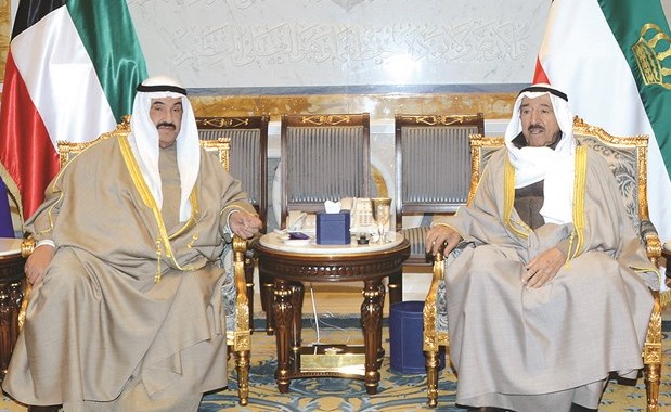 صاحب السمو الأمير الشيخ صباح الأحمد مستقبلا سمو الشيخ ناصر المحمد ﻿
