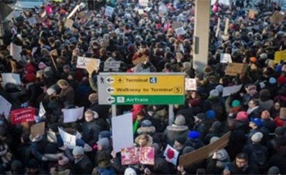 السفارة الأميركية بالكويت: حظر الدخول  يستند إلى قانون الهجرة والجنسية