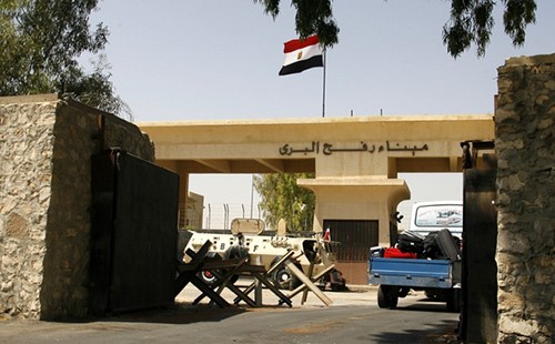 السلطات المصرية تغلق معبر رفح بعد فتحه أربعة ايام