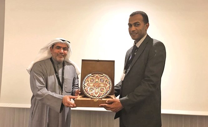 الأمانة العامة للأوقاف تكرم د.زكري﻿