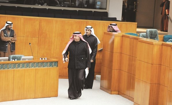 م. محمد الهدية وخالد العتيبي ومبارك الحجرف﻿
