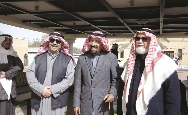 د.عبدالمحسن الخرافي ولقطة مع الشيخ علي الجابر﻿