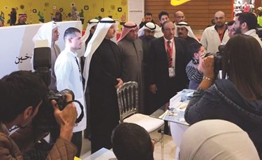 د. جمال الحربي خلال تدشينه الحملة التوعوية﻿