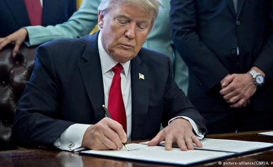 ترامب يحكم على طريقة.. «You are Fired»