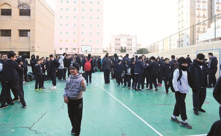 تأهب لبدء طابور الصباح﻿