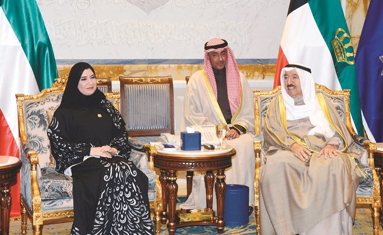 صاحب السمو الأمير الشيخ صباح الأحمد مستقبلا د.أمل القبيسي ﻿