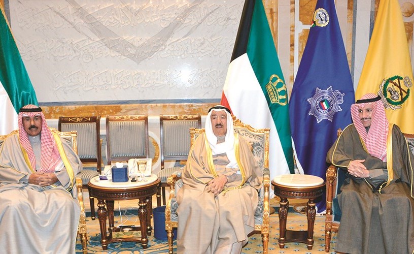 صاحب السمو الأمير الشيخ صباح الأحمد وسمو ولي العهد الشيخ نواف الأحمد ورئيس مجلس الأمة مرزوق الغانم﻿