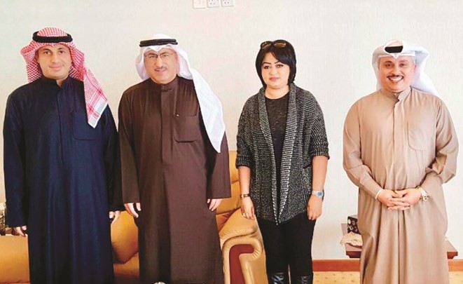 وزير التعليم العالي مستقبلا وفد رابطة أساتذة معهد المسرح﻿