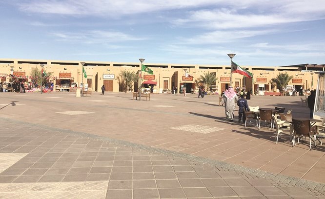 جانب من قرية صباح الأحمد التراثية ﻿