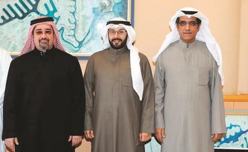 فهد الكليب (رحمه الله) مع الشيخ دعيج سلمان الصباح وسليمان المضيان﻿